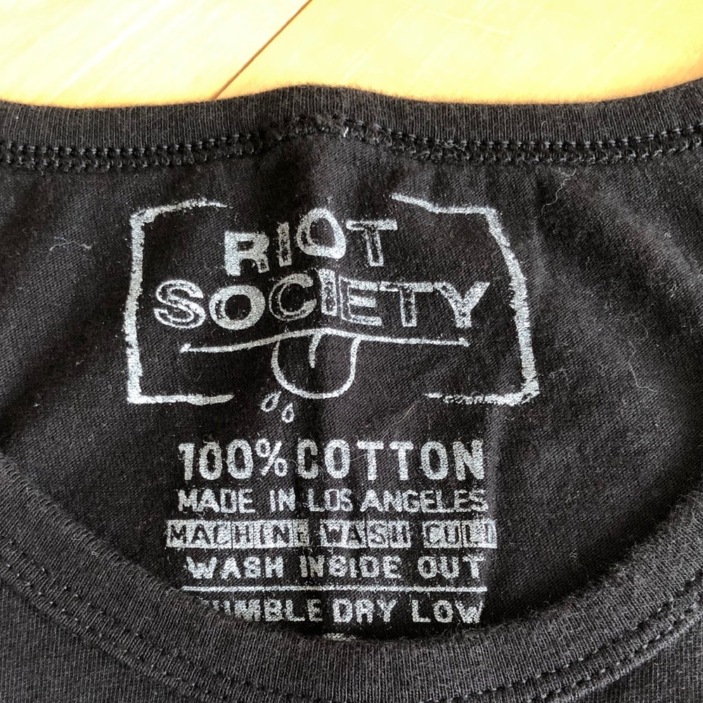Graphic Tank Top - Picture 3 of 3